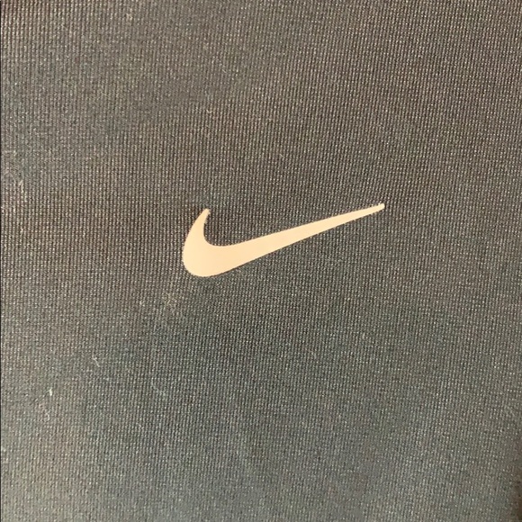 Women’s Nike Dry Fit zip up black jacket sz S - Picture 4 of 7